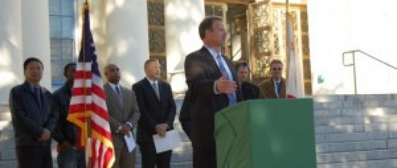 Oakland Schools Receive $7.5 Million in Funding from Kaiser!